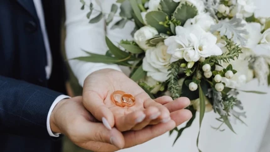 Hukum Menambah Mahar Setelah Akad Nikah