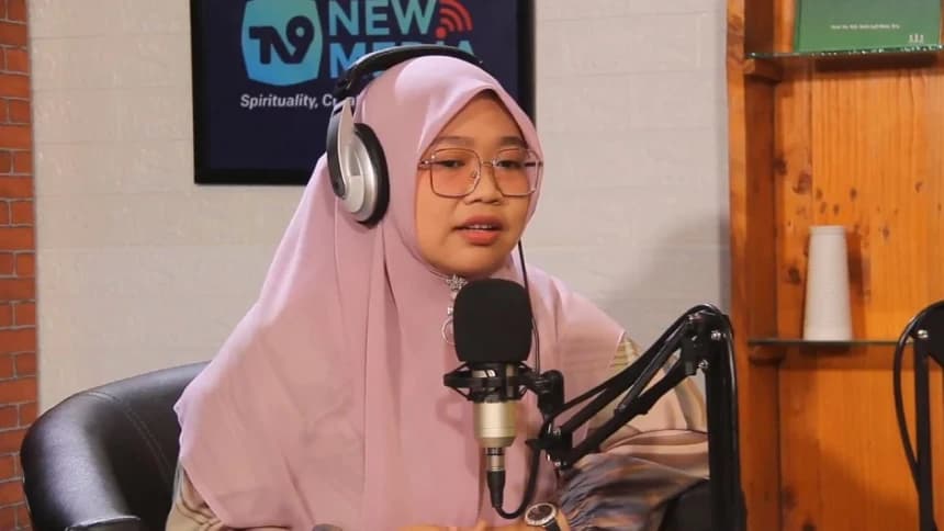 Bolehkah Orang Tua Mendidik Anak dengan Paksaan? Simak Penjelasannya