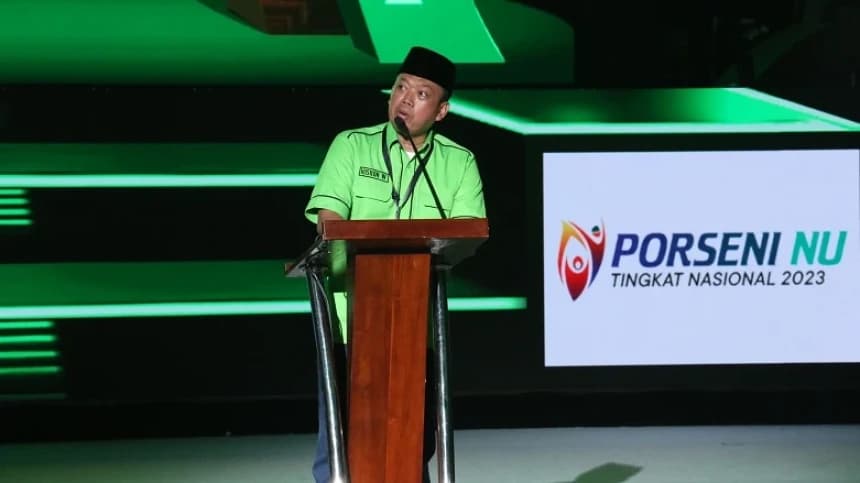 Presiden Jokowi, Ketum PBNU, dan Atlet Porseni NU Jalan Sehat Menuju 1 Abad NU Pagi Ini