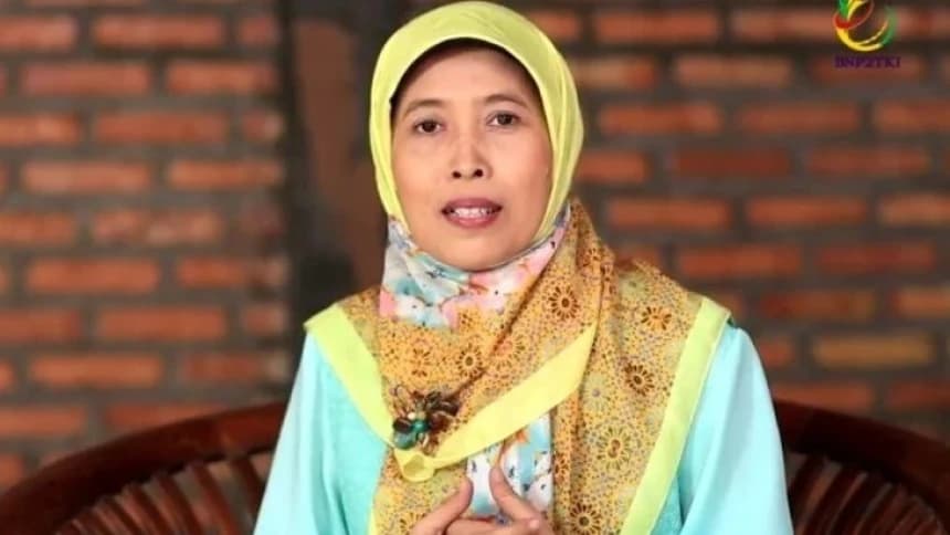 Nyai Badriyah Fayumi dan KH Moqsith Ghozali Raih Penghargaan IKALUIN Award 2022