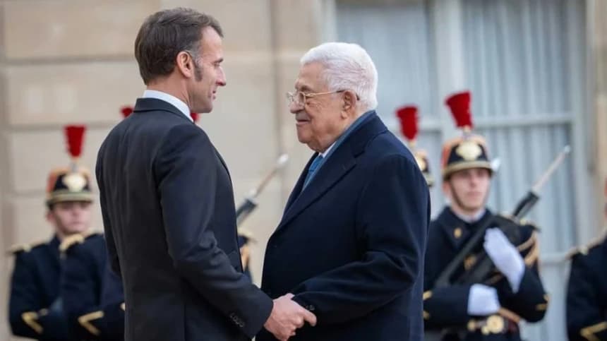 Mahmoud Abbas Temui Macron, Bahas Penegakan Gencatan Senjata di Gaza hingga Konstitusi Baru Palestina
