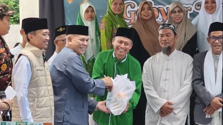 Total 50 Juta Rupiah, LAZISNU Kota Depok Salurkan THR untuk Guru Ngaji