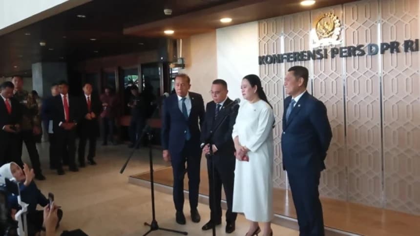 Ketua DPR RI Tegaskan Tentara Harus Mundur Jika Ingin Berbisnis dan Aktif di Pemerintahan