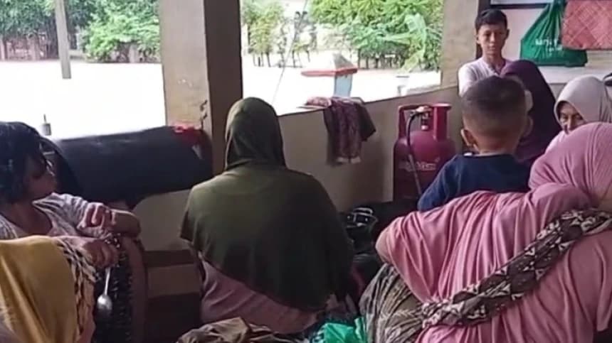 Krisis di Pidie Jaya: Pengungsi Sakit, Air Bersih dan Obat Menipis