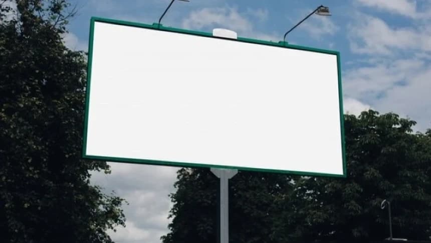 Seraut Wajah Perempuan Baliho