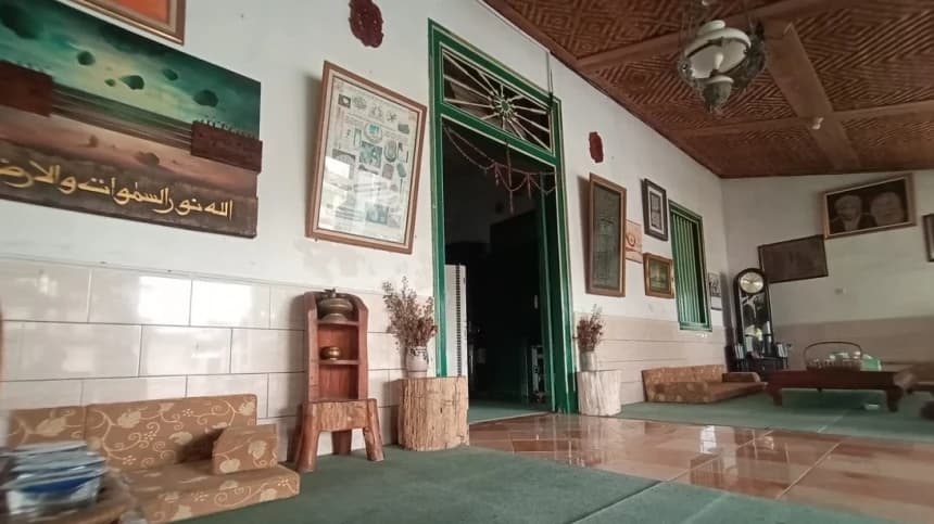 Potret Keramahan di Pondok Pesantren Kauman Lasem