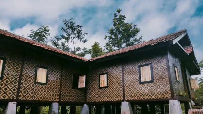 Eksistensi Pesantren Bale Rombeng di Banten