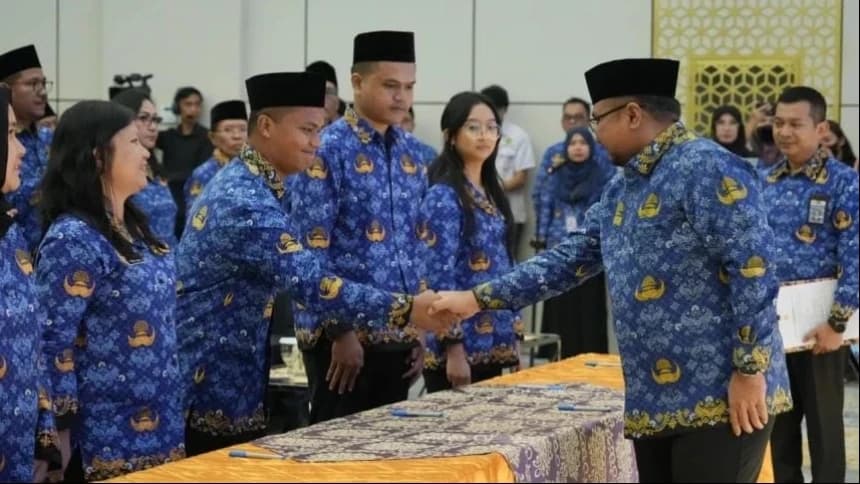 UU ASN Terbaru Diteken Presiden, PPPK Dapat Uang Pensiun