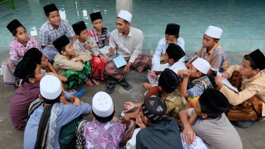 Khutbah Jumat: Memaknai kata ‘Santri’ dalam Setiap Hurufnya