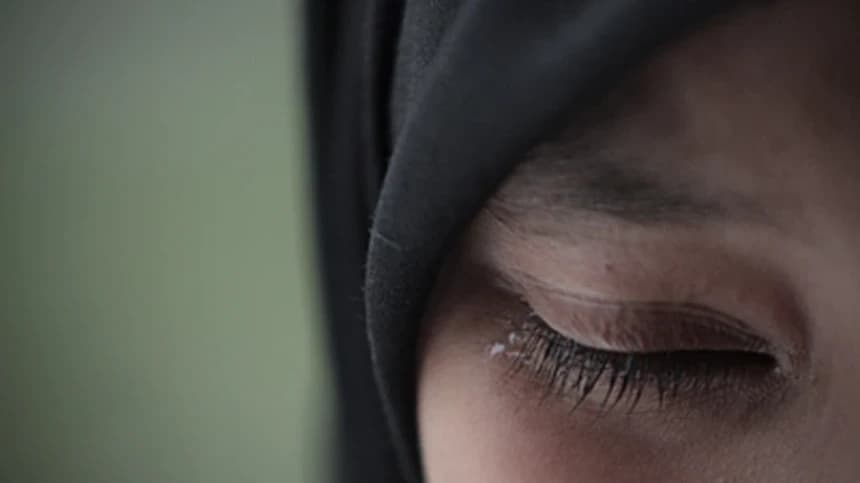 Hukum Menangis saat Berpuasa