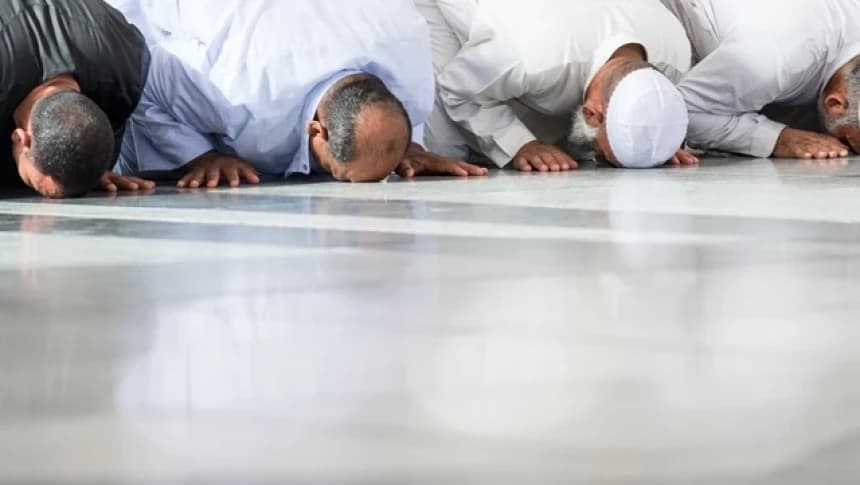 Khutbah Jumat Bahasa Jawa: Tiga Kunci Kangge Buka Lawang Swarga