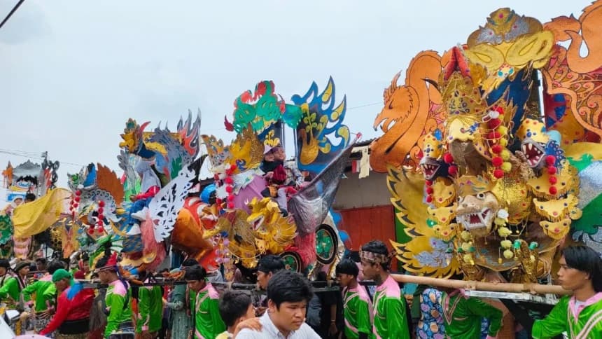 Sekilas tentang Budaya Sisingaan dalam Upacara Sunatan di Bekasi