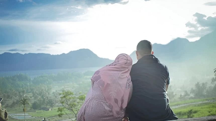 4 Tips Membangun Keluarga Harmonis menurut Imam Al-Ghazali