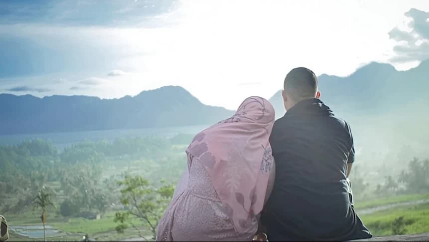 6 Tips Menjadi Pasangan Harmonis dalam Islam