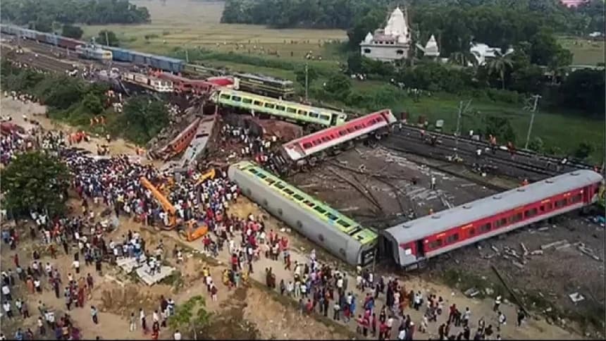 Tabrakan Kereta di India: Lebih dari 260 Orang Meninggal, 650 Luka-luka