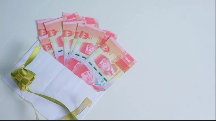 Anak Titip Uang THR ke Orang Tua termasuk Investasi Bodong?