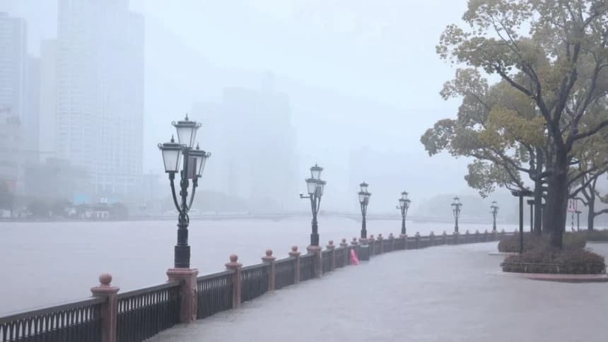 Cuaca Ekstrem Melanda, Jutaan Warga Tiongkok Hadapi Terjangan Topan Muifa