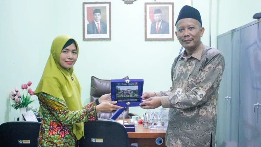 Inovasi Metode Pembelajaran Widya Lestari Buat Siswa Madrasah 'Enjoy' Belajar Ekonomi Akuntansi