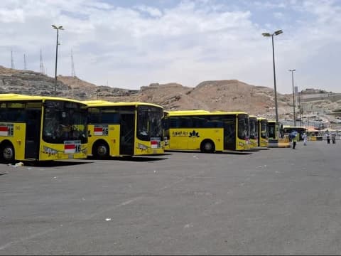 Layanan Bus Jamaah Haji Beroperasi 24 Jam dengan 22 Rute, Ada Fasilitas Khusus Lansia