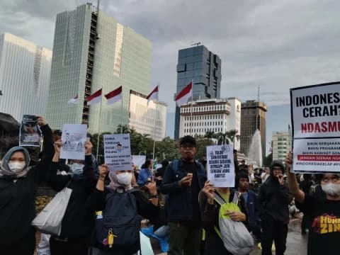 Koalisi Masyarakat Sipil Tuntut Kebebasan Berekspresi, Kesejahteraan Pekerja, dan Tolak Pemangkasan Anggaran