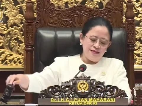 Pengesahan RUU TNI Khianati Demokrasi