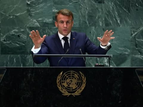 Presiden Prancis Serukan Penghentian Pengiriman Senjata ke Israel, Begini Respons Netanyahu