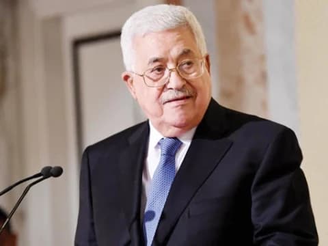 Presiden Palestina Keluarkan Deklarasi Konstitusional Antisipasi Kekosongan Pemimpin