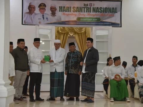Momen Hari Santri 2024, PWNU Gorontalo Luncurkan Fiqih dan Desk Pilkada