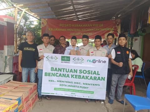 NU Care-LAZISNU Salurkan Bantuan untuk Warga Terdampak Kebakaran di Kemayoran dan Menteng