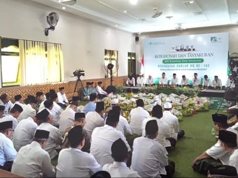 PCNU Bantul Meriahkan Harlah NU dengan 102 Tumpeng dan Ayam Ingkung