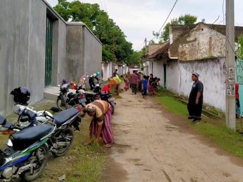 Santri Pondok Kauman Lasem Giatkan Roan Toleransi saat Ramadhan Tiba