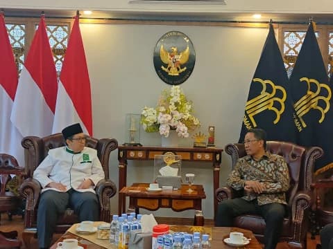 Temui Menkum, KH Ali Masykur Musa Umumkan Keabsahan JATMAN 2024-2029