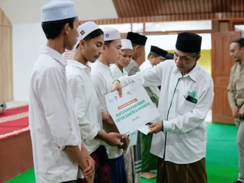 LAZISNU Laporkan Penyaluran Bantuan untuk Santri Yatim Dhuafa dan Guru Ngaji pada Ramadhan 1446 H