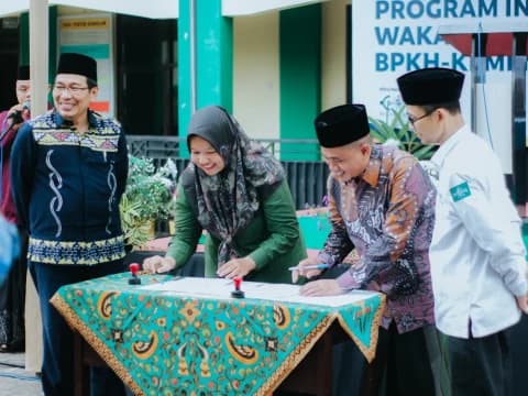 Wakaf Produktif NU Care-LAZISNU, BPKH, dan Kemenag Dorong Kemandirian Ekonomi Pesantren