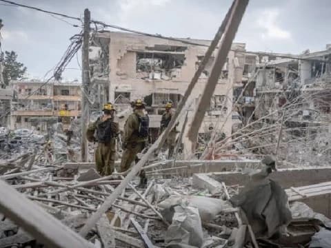 Eskalasi Konflik Iran-Israel, Saling Serang Titik Vital di Berbagai Wilayah