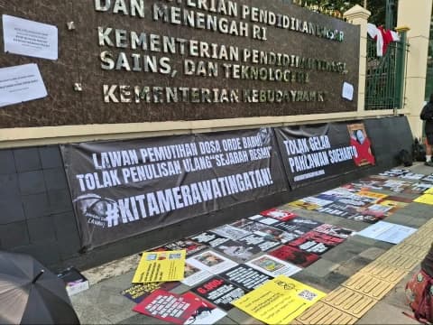 Koalisi Masyarakat Sipil Tolak Penulisan Ulang Sejarah RI dan Gelar Pahlawan Soeharto