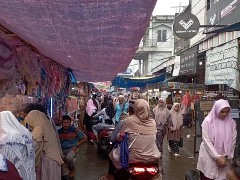 Haul Mbah Ahmad Mutamakkin, Momentum Warga Cari Berkah dan Tingkatkan Ekonomi