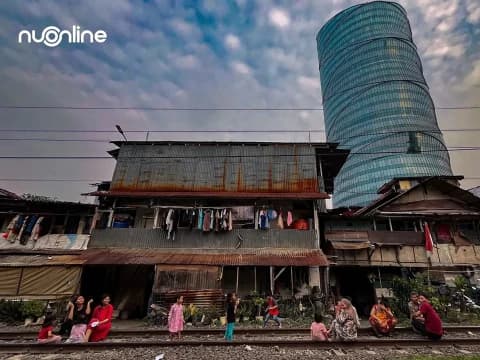 Data BPS: Jumlah Penduduk Miskin Turun, Kemiskinan di Perkotaan Justru Naik