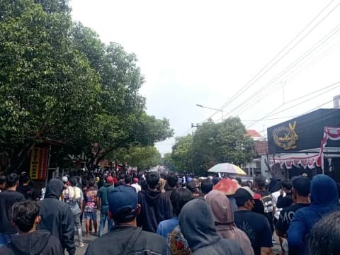 Rakyat Pati Tuntut Bupati Sudewo Mundur karena Sikapnya yang Arogan dan Tidak Pro-Rakyat