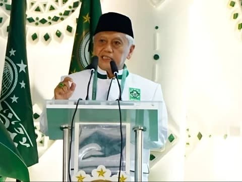 KH Ahmad Chalwani Ungkap Makna Spiritual yang Terkandung dalam Deretan Angka 17-8-45