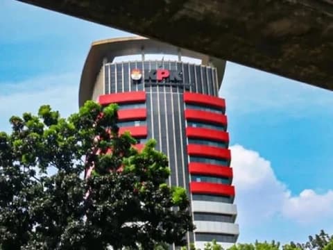Tanggapi Anggota DPR, Akademisi Sebut KPK Tak Wajib Koordinasi dengan Partai Sebelum OTT