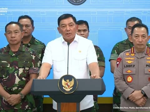 Prabowo Instruksikan TNI-Polri Tak Ragu Ambil Langkah Tegas saat Hadapi Kerusuhan