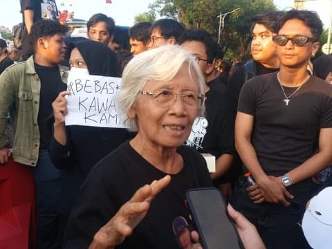 Aksi Kamisan Ke-876, Keluarga Korban Pelanggaran HAM 1998 Sebut Negara Suburkan Impunitas