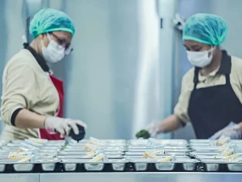 Ahli Gizi: Keracunan Massal MBG karena Minim Pengawasan dalam Proses Penyiapan Makanan