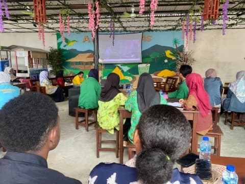 Lakpesdam-Fatayat NU Sorong Kampanye Cegah Perkawinan Anak lewat Film dan Stand Up Comedy