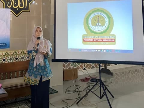 Kisah Gen Z Jadi Penyuluh Agama, Membina Ibu-Ibu melalui Dakwah di Majelis Taklim