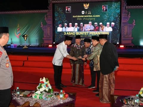 Wapres Terima Rekomendasi Guru Besar Alumni Buntet Pesantren, Siap Jadikan Acuan Kebijakan