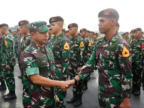Perpanjangan Usia Pensiun Perwira Dinilai Picu Stagnasi dan Diskriminasi Internal TNI
