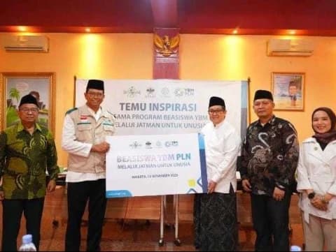 Unusia Bersama JATMAN dan PLN Serahkan Beasiswa bagi Mahasiswa Magister dan Doktor