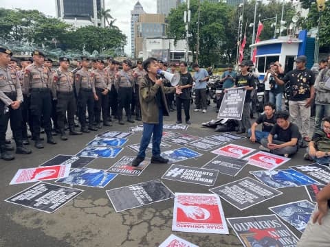 Aksi Mahasiswa Tolak Gelar Pahlawan Soeharto Diwarnai Ketegangan dengan Aparat